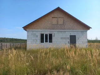 Земельный участок, площадью 800 кв.м., с кадастровым номером: 32:17:0110101:138, расположенный по адресу: Россия, муниципальный район Навлинский, городское поселение Навлинское, рабочий поселок Навля, улица 2-й микрорайон Дачный, д.10; Жилой дом, площадью 63,9 кв.м., с кадастровым номером…