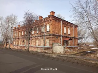 Нежилое здание с кадастровым номером 66:44:0101034:69, расположенное по адресу: Свердловская область, городской округ город Ирбит, г. Ирбит, ул. Карла Маркса, д. 122, являющееся объектом культурного наследия регионального значения, находящимся в неудовлетворительном состоянии. Регистрационный номер…