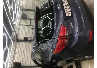 Hyundai IX35 2013 года выпуска. VIN: TMAJU81EBEJ490914.