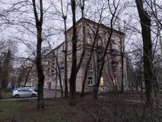 Нежилое помещение 103.1 кв.м, Москва, ул. Металлургов, д. 5, пом. 7П, общая площадь 103,1 кв. м. (Подвал № 0), кадастровый номер: 77:03:0006010:8488. Назначение нежилого помещения: Медицинское, Спортивное.