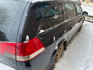 Opel Vectra, 2004 года, 122 лс, 326525 км. Легковой автомобиль, марка: OPEL, модель: VECTRA, год изготовления: 2004, цвет: Темно-Синий, VIN: W0L0ZCF3541095725, ПТС: 78 НМ 467831, г/н: Е096ТН53, изготовитель (страна): Германия, модель двигателя: Z18XE, тип двигателя: Бензиновый, двигатель №…