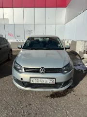 Volkswagen Polo, легковой седан, категория B, 2012 год, VIN: XW8ZZZ61ZDG016359, номер: Х 104 ХВ 190, цвет: серебристо-желтый. На транспортное средство наложено ограничение на регистрационные действия службой судебных приставов по исполнительному производству: ИП: 398071/24/50029-ИП от 02.07.2024…