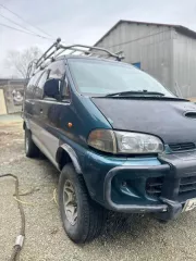 Автомобиль Mitsubishi Delica, 1990 года выпуска, цвет – зеленый, государственный номер А810РС41, номер кузова (прицепа) PE8W0114479, номер двигателя CD6899, мощность двигателя – 125 л.с, объем двигателя – 2476 куб. см. Автомобиль Mitsubishi Delica, 1990 года выпуска, цвет – зеленый, государственный…