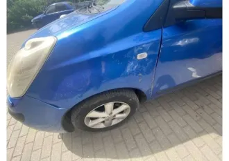 Nissan Note 1.4, механическая коробка передач, 2006 года выпуска, с VIN номером SJNFAAE11U1064263, 88 лс.