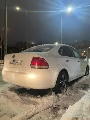 Volkswagen Polo, 2014 года, 105 лс, 256000 км. Транспортное средство марки ФОЛЬКСВАГЕН РОLO 2014 года выпуска, идентификационный номер ХW8ZZZ61ZЕG070033, государственные регистрационные знаки: Х262СО47. Залогодержатель: АО Ингосстрах Банк (АО Банк Инго, ИНН 7714056040).