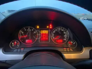 Audi A4, 2006 Audi A4, 2006 года, 130 лс, 231760 км еще Audi A4, 2006 года, 130 лс, 231760 км еще Неустранимых обременений нет, есть сведения об обременениях снимаемых по результатам торгов: залог имущества