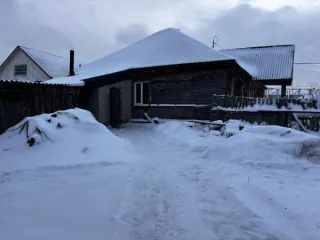 Административное здание редакции площадью 163,7 кв. м, одновременно с земельным участком площадью 543 кв. м. Адрес: Курганская область, Юргамышский муниципальный округ, р.п. Юргамыш, пер. Больничный, д. 2. Назначение: нежилое, количество этажей: 1, подземных этажей: 0. Кадастровый номер здания…