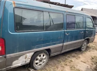Автомобиль SsangYong Istana, регистрационный знак Н928МК03, VIN KPDAB7E81XPO16387, тип ТС легковой универсал, категория B/M1, год выпуска 1999, цвет зелёно-серый, мощность двигателя 70 кВт (95 л.с.), экологический класс не установлен, технически допустимая масса 3200 кг, масса в снаряжённом…