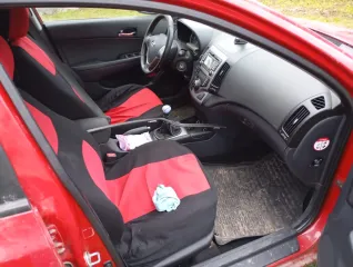 Hyundai i30 2009 года, 1.4 GLS MT, VIN TMADC51CP9J011121.