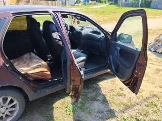 Lada Kalina 2012 года, 81 лс, 219300 км, модель 111930 Лада Калина, VIN XTA111930C0201970, г/н В309МУ45. Принадлежит должнику на праве общей совместной собственности с супругой.