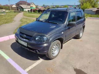 Шевроле Нива 2017 автомобиль Chevrolet Niva 212300-55, 2017 г.в., VIN: X9L212300H0623802, цвет кузова: ЗЕЛЕНО-КОРИЧНЕВЫЙ МЕТАЛЛИК