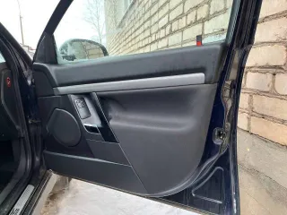 Opel Vectra, 2004 года, 122 лс, 326525 км. Легковой автомобиль, марка: OPEL, модель: VECTRA, год изготовления: 2004, цвет: Темно-Синий, VIN: W0L0ZCF3541095725, ПТС: 78 НМ 467831, г/н: Е096ТН53, изготовитель (страна): Германия, модель двигателя: Z18XE, тип двигателя: Бензиновый, двигатель №…