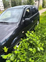 Kia Carens 2005 года, 105 л.с., пробег 201664 км. Цвет темно-зеленый. VIN: KNEFC525155398602. Категория B (M1). ПТС 71ОС 745362. Не на ходу. Требуется переварка порогов и задних внутренних арок, ремонт электрики, системы охлаждения и двигателя. Имеются коррозия, вмятины кузова, требуется покраска…