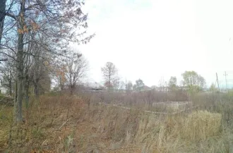 <p>Земельный участок, площадью 2500 +/  10,07 кв. м., расположенный по адресу: Российская Федерация, Ярославская область, м.р н Ярославский, д Ченцы, д. 14, кадастровый номер 76:17:202801:56, и нежилое здание, общ. площадью 270.1 кв. м., расположенное по адресу: Российская Федерация, Ярославская…