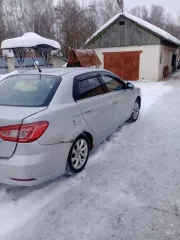 Dongfeng S30 2015 года, 117 л.с., пробег 266543 км, АКПП. Легковой автомобиль. Марка – DFM. Модель: S30. Год изготовления – 2015. VIN: LGJE1FE05FM352701.