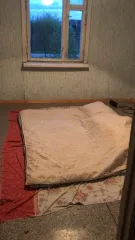 Жилой дом, Новгородская область, Шимский район, ст. Уторгош, ул Лесорубов, д. 12, кадастровый номер 53:21:0121604:241, расположенный на земельном участке по адресу: Новгородская обл, Шимский р-н, ж/д ст Уторгош, ул Лесорубов, д. 12, кадастровый номер 53:21:0121604:161.