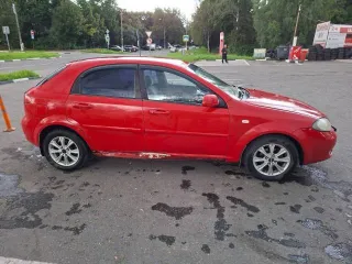 Chevrolet Lacetti 2006 года, хетчбек, красный, 109 л.с., пробег 335253 км, АКПП. VIN: X4XNA486J60000195, ПТС: 39 УО 918460, СТС: 99 47 430103, госномер Т860ЕМ62.