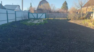 Земельный участок 400 кв.м. Ульяновская область, г. Ульяновск, СНТ "Станкостроитель", участок 444, кадастровый номер: 73:19:071401:28. На участке не проводилось межевание.