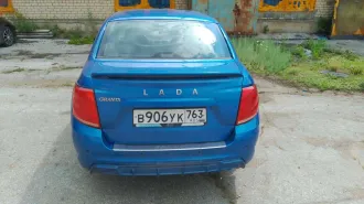 Легковой автомобиль, марка: LADA, модель: GRANTA 219010, год изготовления: 2020, цвет: СИНИЙ, VIN: ХТА219010М0754441, г/н: В906УК763. Внешнее техническое состояние: сколы на багажнике, царапины на правом заднем крыле.