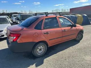 LADA Granta 2014 года, модель 219060. VIN: XTA219060EY082765. Автомобиль находится в залоге.