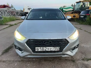 Hyundai Solaris 2017 года выпуска, VIN Z94K241BAJR057601, цвет: Серебристый. Залог в пользу АО «Экспобанк».