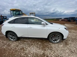 Lexus RX350 2013 года выпуска, VIN JTJBK11A302028361, регистрационный знак О697 МН 102, цвет белый, номер двигателя J716126. Пробег 148 927 км (согласно данным бортового компьютера ТС). Для получения информации о состоянии и существенных характеристиках обращаться по телефону +79631401661