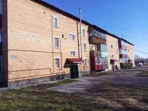 Жилое помещение кадастровый номер 72:13:0101023:121 площадью 24,2 м² по адресу Тюменская обл., р-н Омутинский, с. Омутинское, ул. Огаркова, д. 5 кв 1. Земельный участок кадастровый номер 72:13:0101023:45 площадью 616 +/- 9 м² по адресу Тюменская обл., р-н Омутинский, с. Омутинское, ул. Огаркова, д…