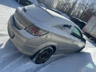 Opel Astra 2007 года, 140 лс, 232997 км, АКПП. Легковой автомобиль, марка, модель: OPEL ASTRA, VIN: W0L0AHL0885019593, категория тс – В/М1, 2007 г. в., цвет кузова – бежево-серый, мощность двигателя, л.с (кВт) – 140(103), рабочий объем двигателя куб. см. – 1796, разрешенная максимальная масса, кг…
