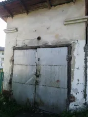 Нежилое здание площадью 18.6 кв.м по адресу: Российская Федерация, Иркутская область, муниципальный район Слюдянский, городское поселение Слюдянское, город Слюдянка, улица Амбулаторная, дом 3. Общие сведения об ограничениях и обременениях: не зарегистрированы. Кадастровая стоимость: 39241…