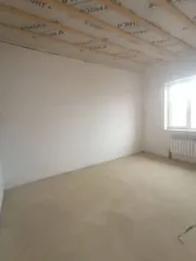 Дом 77,5 кв.м, участок 300 кв.м, Краснодарский край. Дом, площадью: 77,5 кв.м., с кадастровым номером: 23:07:0302000:18127, расположенный на земельном участке, площадью 300+/- 6 кв.м., с кадастровым номером 23:07:0302000:15367. Адрес: Российская Федерация, Краснодарский край, м.р-н. Динской…
