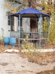 КПП-4 57 кв.м Самара. Здание контрольно-пропускного пункта (КПП-4), расположено по адресу: г.Самара, ул.Калинина, 1 (при въезде на бывшую территорию ОАО СПЗ со стороны Заводского шоссе), площадь по внешнему обмеру 57кв.м. Право собственности на КПП-4 в ЕГРН не зарегистрировано, возникло до 1997г. В…