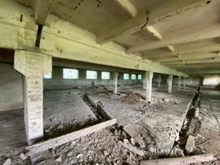 Нежилое здание (свинарник) 1 376,9 кв.м., земельный участок 18 052 +/-1 176 кв.м., Смоленская область, Гагаринский р-н, с/п Акатовское, д. Ивашково, стр. 4, кадастровые номера 67:03:1620101:511, 67:03:0030201:3220, земли сельскохозяйственного назначения - под производственной базой…