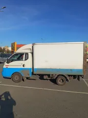 Hyundai Porter 2011 года, VIN KMFZSS7JP8U394726. В залоге у ПАО «Совкомбанк».