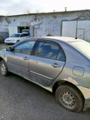 Toyota Corolla 2003 года выпуска. VIN: NMTBZ22E40R041553. Является предметом залога.