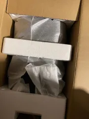 Акустическая система Logitech Z906 1000W, музыкальная колонка JBL Harman Party Box 110 Акустическая система (годный остаток) Акустическая система Logitech Z906 1000W в заводской упаковке без следов эксплуатации, 1 шт. (47-005287-2) Музыкальная колонка с маркировкой JBL Harman PARTY BOX 110 в…