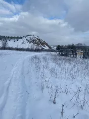 Земельный участок, площадью 1512 +/- 14 кв.м, с кадастровым номером: 66:16:2601014:182 
Расположенный по адресу: Свердловская область, Нижнесергинский район, г. Михайловск, ул. Песочная, д. 19