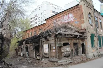 Двухэтажное нежилое здание 446 кв.м, Саратов (объект культурного наследия). Объект муниципального нежилого фонда - двухэтажное нежилое здание площадью 446 кв. м (городской округ город Саратов, ул. им. Вавилова Н.И., д. № 16) с одновременным предоставлением лицу, приобретающему объект культурного…