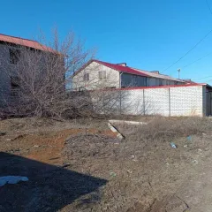 Объект незавершенного строительства площадью 162.3 кв.м, степень готовности – 75%, назначение: Жилое, количество этажей: 2, адрес: Россия, г. Волгоград, р.п. Гумрак, пер. Лесной, дом 2, кадастровый номер: 34:03:130001:3462 и земельный участок площадью 505 кв.м, адрес: Россия, обл Волгоградская, р-н…