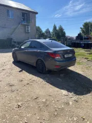 Hyundai Solaris 2013 Hyundai Solaris, 2013 года, 123 лс, 172463 км, АКПП еще транспортное средство Hyundai SOLARIS, 2013 года выпуска, VIN: Z94CT41DBDR228756.