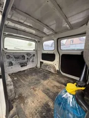 Nissan NV200 Vanette 2012 года, белый цвет. Двигатель HR16, мощность 109 л.с. (81.75 кВт), объем 1597 см³. Кузов № VM20025773, экологический класс 4. Максимальная масса 1925 кг, масса без нагрузки 1250 кг. Произведен в Японии.