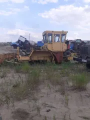 Кировец К-703МА-12-04, 5557УУ/18, 2008, заводской номер 0801029, разукомплектован. Находится в Новом Уренгое, Ямало-Ненецкий автономный округ.
