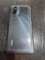 Мобильный телефон Redmi серый в чехле б/у мобильный телефон Redmi в корпусе серого цвета в чехле бампере черного цвета 1 Штука (шт) мобильный телефон Redmi в корпусе серого цвета в чехле бампере черного цвета 1 Штука (шт) Вид оборудования: мобильный телефон Состояние объекта (новое, б\у): б/у