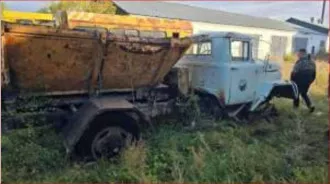 Автомобиль ЭД403 Д-О1 на шасси ЗИЛ431412, государственный регистрационный номер М023НМ75. Автомобиль находится в неудовлетворительном техническом состоянии, разукомплектован. Автомобиль ЗИЛ-ММЗ-554М, государственный регистрационный номер Е962УА75. Модель двигателя не соответствует ПТС. Объект…