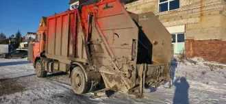 Грузовой автомобиль КО-427-52 на шасси КАМАЗ, 2011 г.в.; г/н M051TK68; цвет: оранжевый; VIN: X5H427523B0000064
