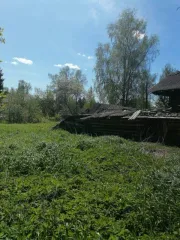 Земельный участок площадью 1200 кв.м с жилым домом 37.2 кв.м. Назначение участка: земли населенных пунктов. Адрес: Ярославская область, Любимский район, деревня Карганово, улица Школьная, дом 14/2. Кадастровый номер участка: 76:06:110601:67, дома: 76:06:110601:105. Границы земельного участка в ЕГРН…