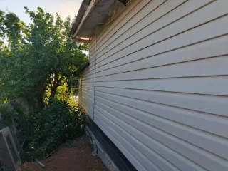 Земельный участок площадью 500 кв.м, Астраханская область, Приволжский район, СНТ "Монтажник второго Аксарайского монтажного управления", участок 29. Кадастровый номер: 30:09:100101:325. На участке расположена постройка, не зарегистрированная в ЕГРН. Все риски, связанные с неполным ознакомлением с…