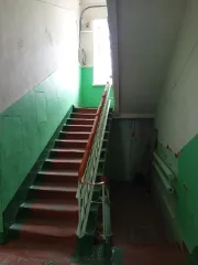 Здание школы 829,2 кв.м с земельным участком 5560 кв.м, Ростовская область. Имущественный комплекс: здание школы, назначение: нежилое, кадастровый номер 61:52:0010009:515, площадью 829,2 кв.м, этажность: 3, литер АА1а, год ввода в эксплуатацию 1914; тепловая сеть, кадастровый номер…