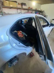 Toyota Camry, 2020 года, 181 лс, 133542 км, АКПП, VIN: XW7BF3HK10S173182, гос. номер Р597КЕ05, цвет белый, тип автотранспортного средства: Легковой, пробег (км): 133542, рабочий объем двигателя, куб. см.: 2494, мощность двигателя (л.с.): 181. Битый. Был удар сзади (есть возможность предоставить…
