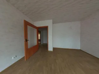 Жилое помещение 73.6 кв. м по адресу: г. Москва, ул. Болотниковская, д. 30, к. 2, кв. 131, этаж 1, кадастровый номер: 77:06:0005006:5642.