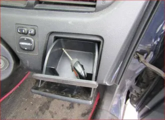Toyota WiLL, 2001 года, 136 лс, 209804 км, АКПП еще Toyota WiLL, 2001 года, 136 лс, 209804 км, АКПП. Автомобиль легковой, марка: TOYOTA, модель: WILL VS, VIN: отсутствует, гос. рег. номер: У294ТХ774, год изготовления: 2001.